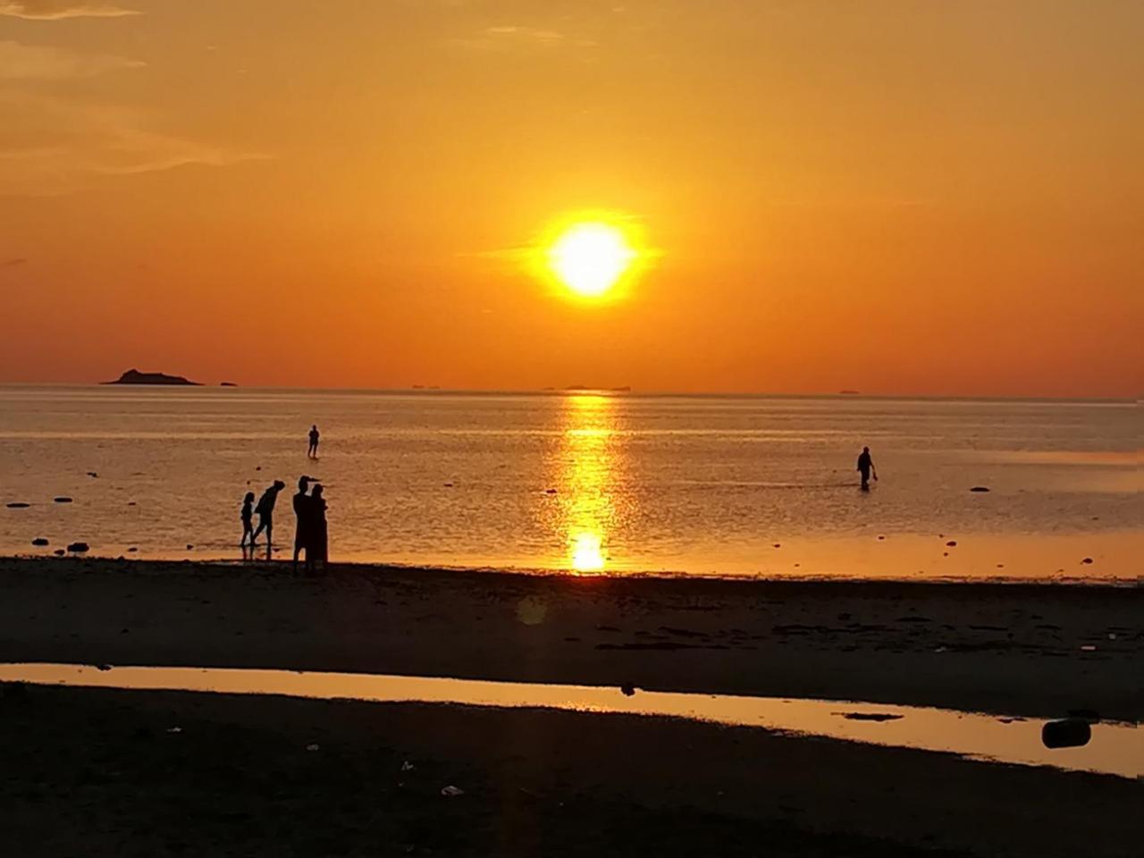 The Ford Sunset Beach Resort Wok Tum Exterior foto